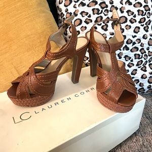 Lauren Conrad cognac brown platform heel size 8